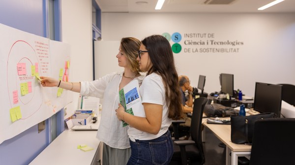 Trabajo colaborativo en el MUSE: diseñando soluciones sostenibles desde la transdisciplinariedad y la acción colectiva. Trabajo colaborativo en el MUSE: diseñando soluciones sostenibles desde la transdisciplinariedad y la acción colectiva.